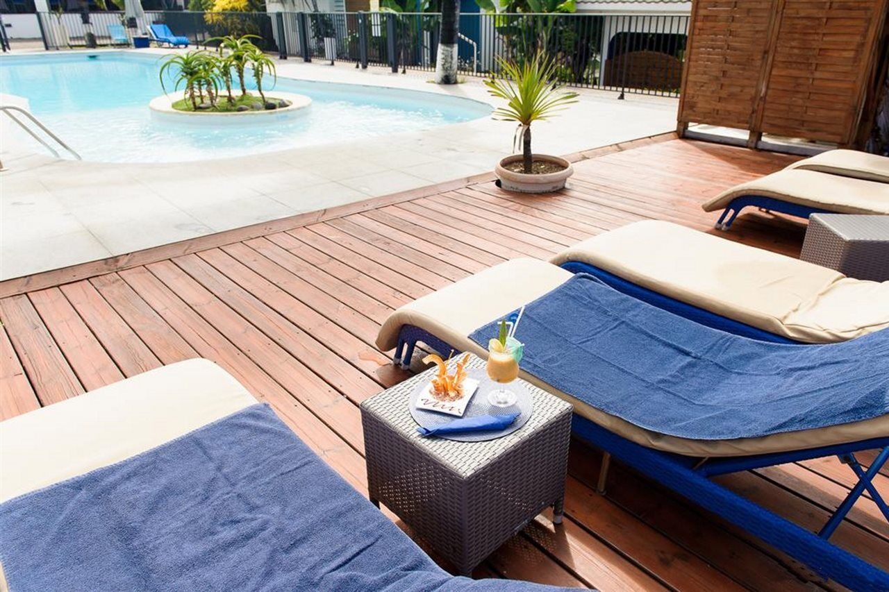 Hotel Le Victoria Saint Pierre Εξωτερικό φωτογραφία