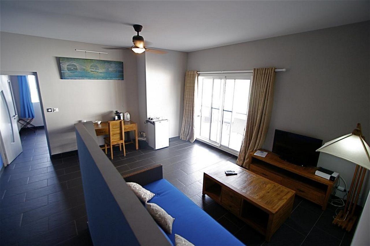 Hotel Le Victoria Saint Pierre Εξωτερικό φωτογραφία